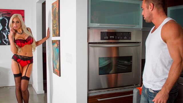 Nina Elle kitchen smut