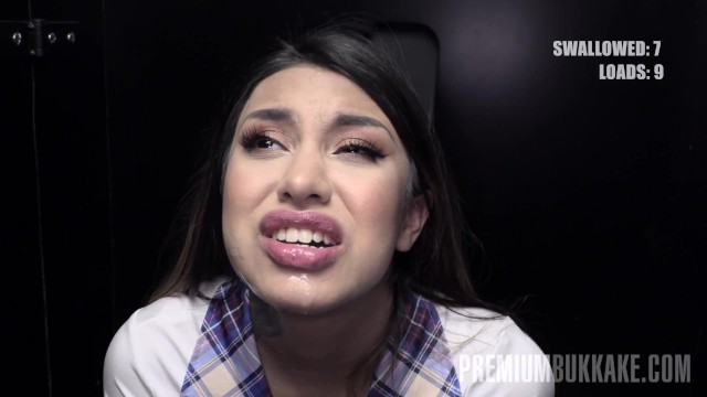 Roxy Lips cumshot action