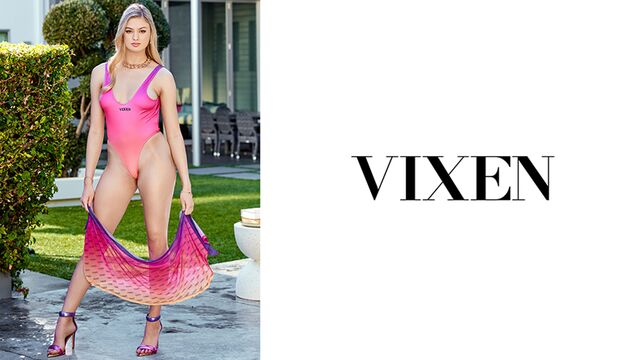 Amber Moore skinny action