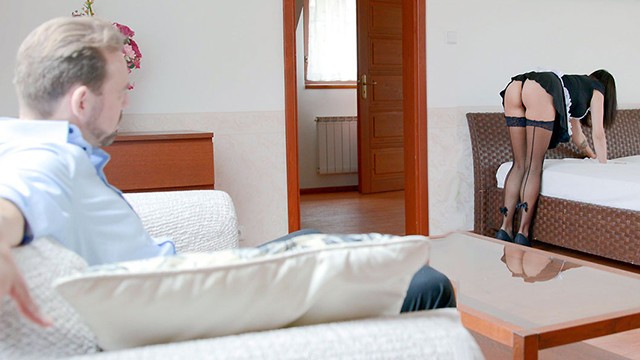 Erik Everhard and Mia Trejsi uniform smut