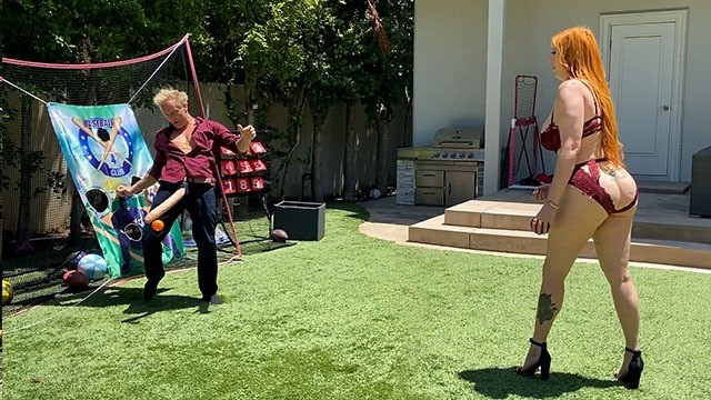 Lauren Phillips cam porn