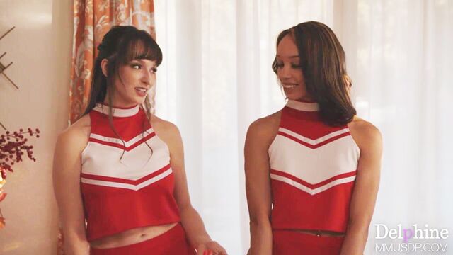 Lexi Luna and Alexis Tae double blowjob sex