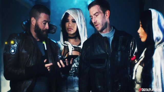 Clea Gaultier, Romy Indy, Tru Kait and Geishakyd curvy scene