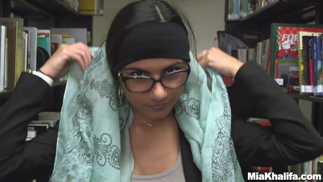 Mia Khalifa mia khalifa scene