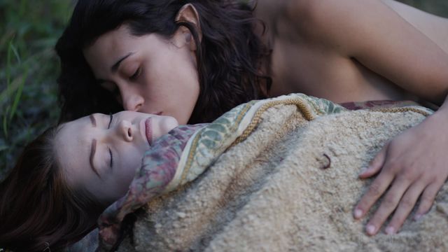 Bree Daniels and Raven Rockette fingering movie