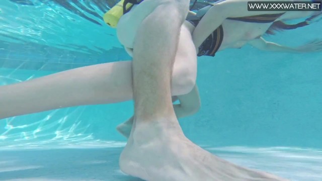 Minnie Manga and Minnie huge cock screw