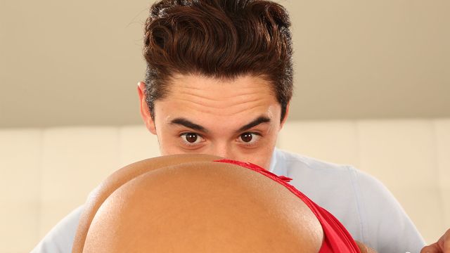 Mercedes Carrera posing porn