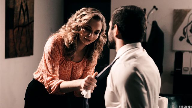 Tiffany Watson close up screw