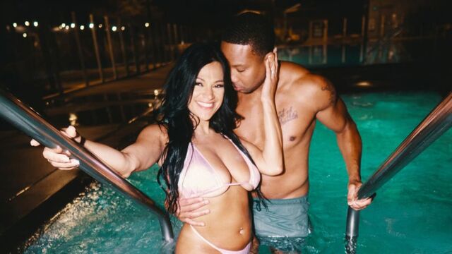 Mona Azar blowjob screw