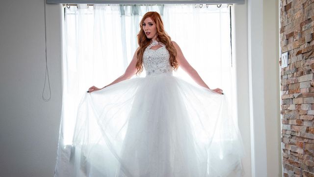 Lauren Phillips reverse cowgirl screw