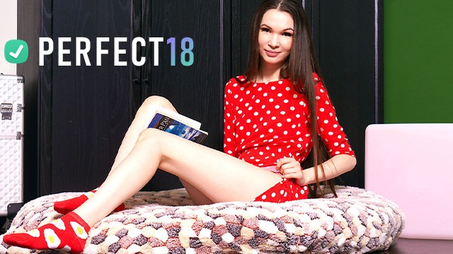 Ellis Baileys skinny video