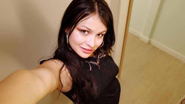 Sadine G blowjob movie