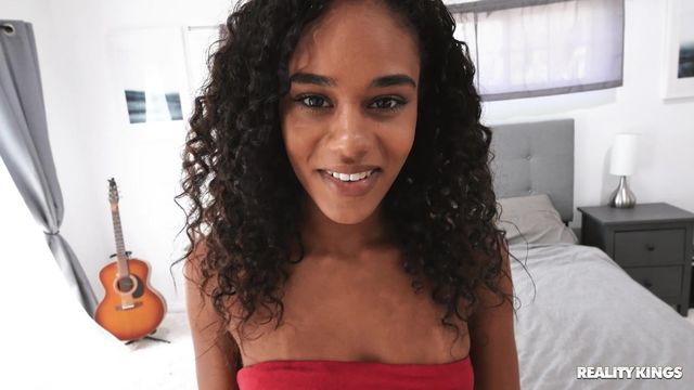 Scarlit Scandal oral video