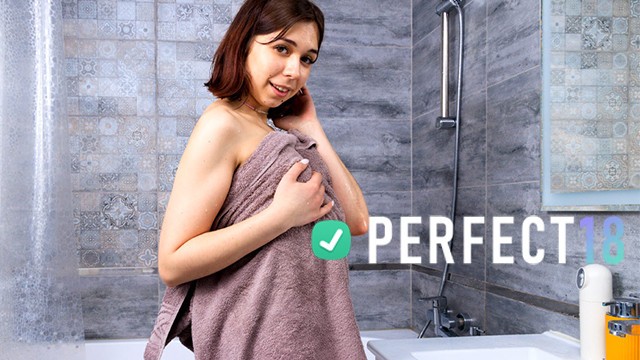 Thea Lun and Thea masturbation smut