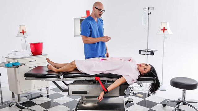 Audrey Bitoni silicone tits porn