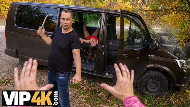 Olivia Sparkle cuckold screw