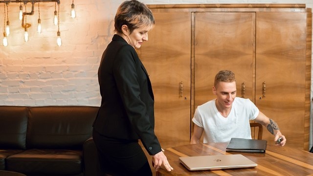 Martin Spell 4k bang