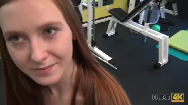 Linda Sweet amateur cuckold scene