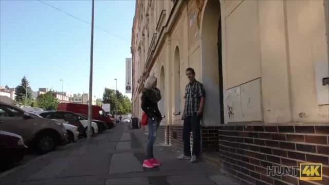 Ria Sunn cuckold action