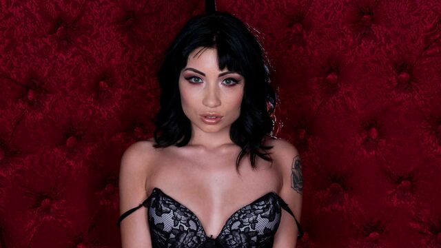 Rina Ellis oral scene