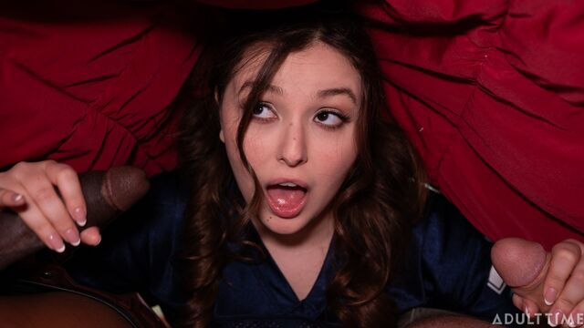 Leana Lovings doggystyle film