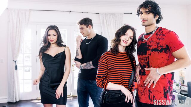 Gracie Gates and Scarlett Alexis curvy action