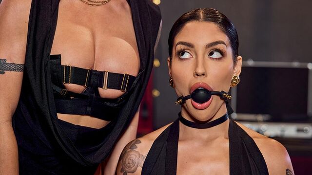 Vanessa Sky and Lumi Ray teen (18+) action