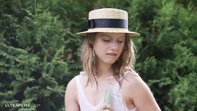 Clarice fingering video