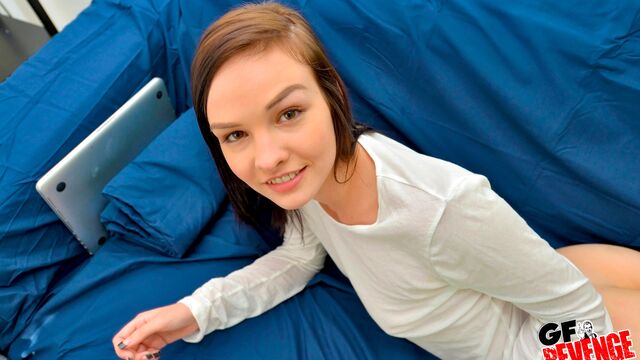 Avinna Easily handjob video