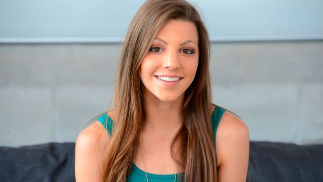 Hannah Reese stripping sex