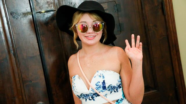 Zelda Morrison deep throat scene