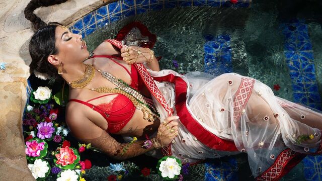 Jasmine Sherni big tits porn