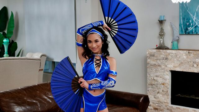 Avery Black cosplay sex