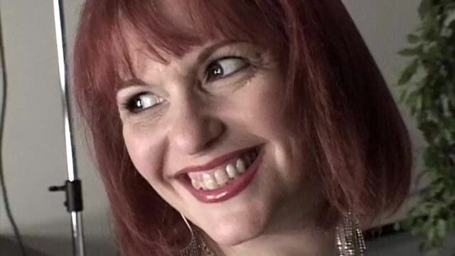 Angie Summers redhead bang