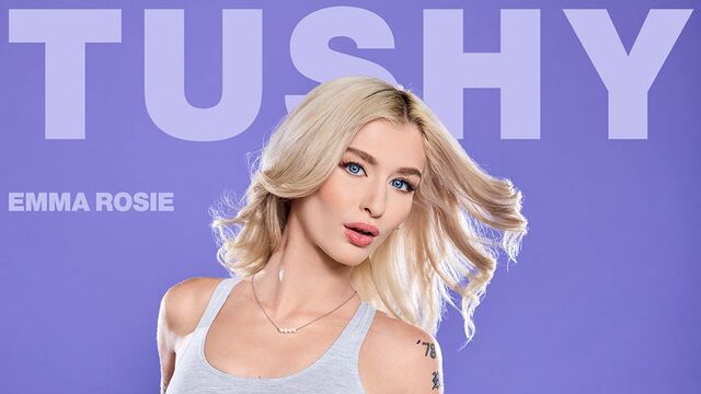 Emma Rosie doggystyle screw