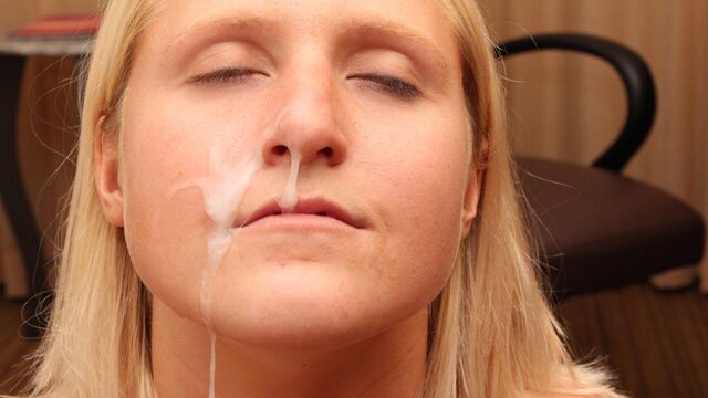 Savannah Parker blowjob screw