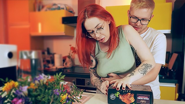 Toma Mur deep throat sex