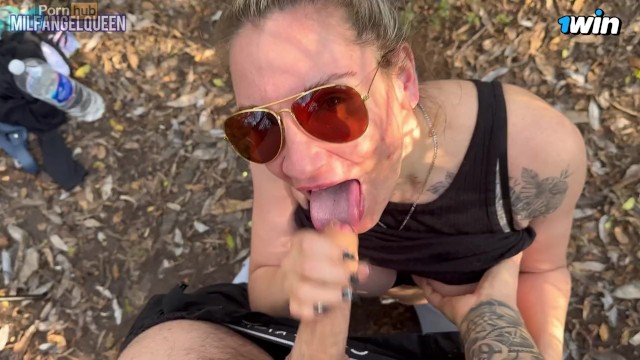 Eldesc0 and MilfAngelQueen deep throat bang