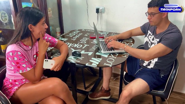 Lina Henao horny stepsister scene