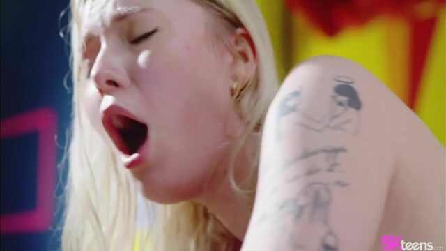 Mimi Cica skinny smut