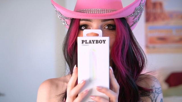 Lana Bee itslanabee film