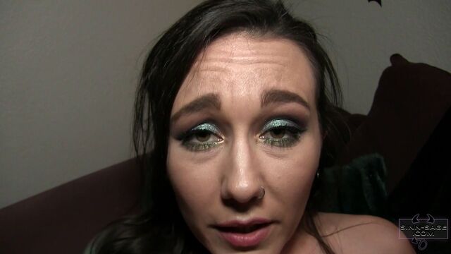 Sinn Sage natural tits porn