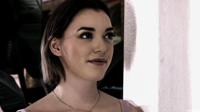 Anny Aurora natural tits screw