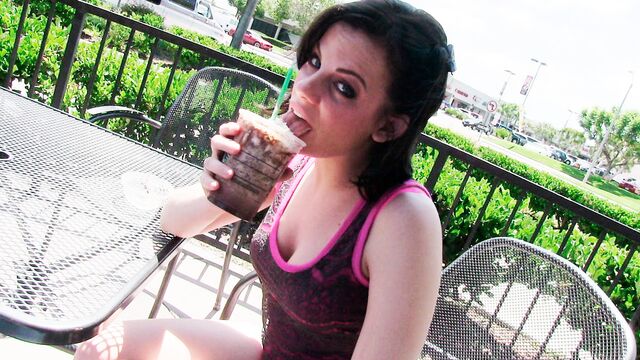 Shelly Starr oral screw