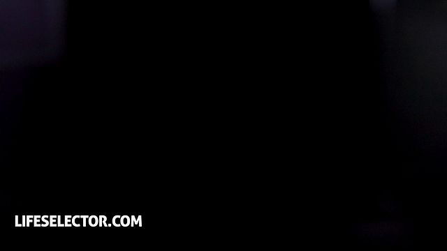 Eveline Dellai, Veronica Leal, Anastasia Brokelyn and Mona Blue blowjob video