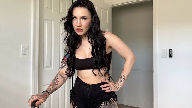 Itznovacane and Scott Stark cowgirl riding bang