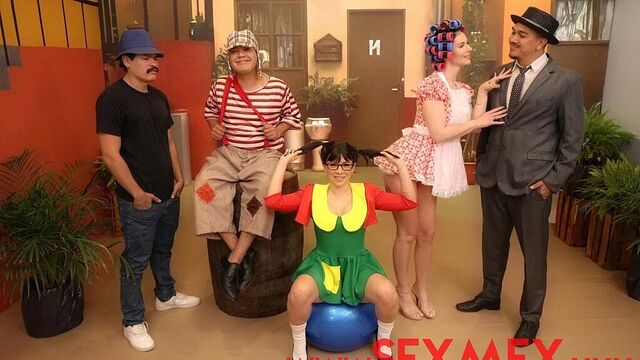 Lia Tovar and Mica Spengler long legs video