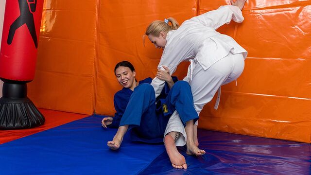 Katy Zachry and Elloise Arti shaved film