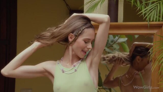 Leona Mia young (18+) scene