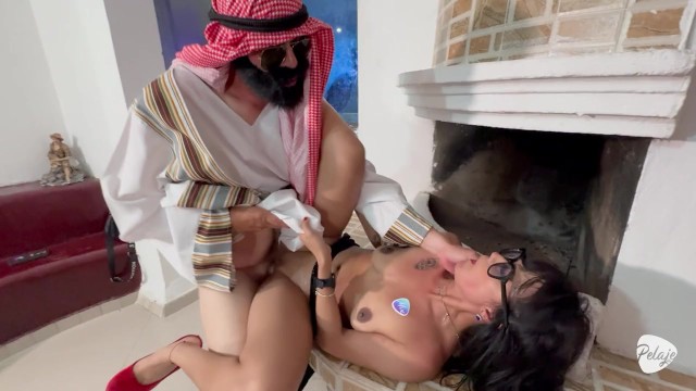  brunette glasses screw